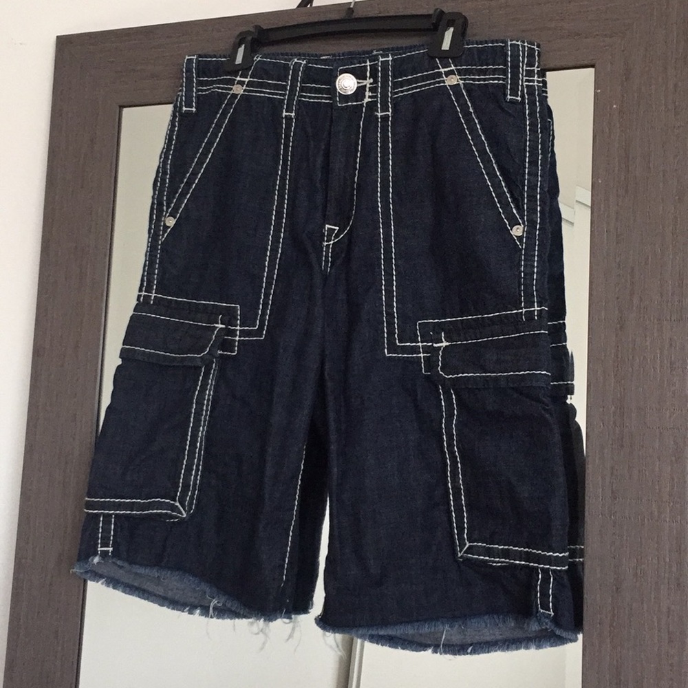 TRUE RELIGION man shorts